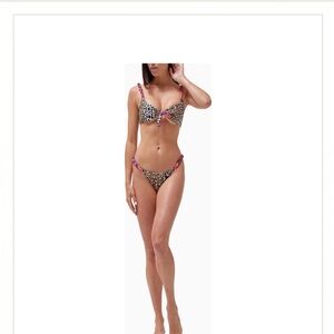 NEW REINA OLGA luca bikini set in leo/pink flowers size reg $189